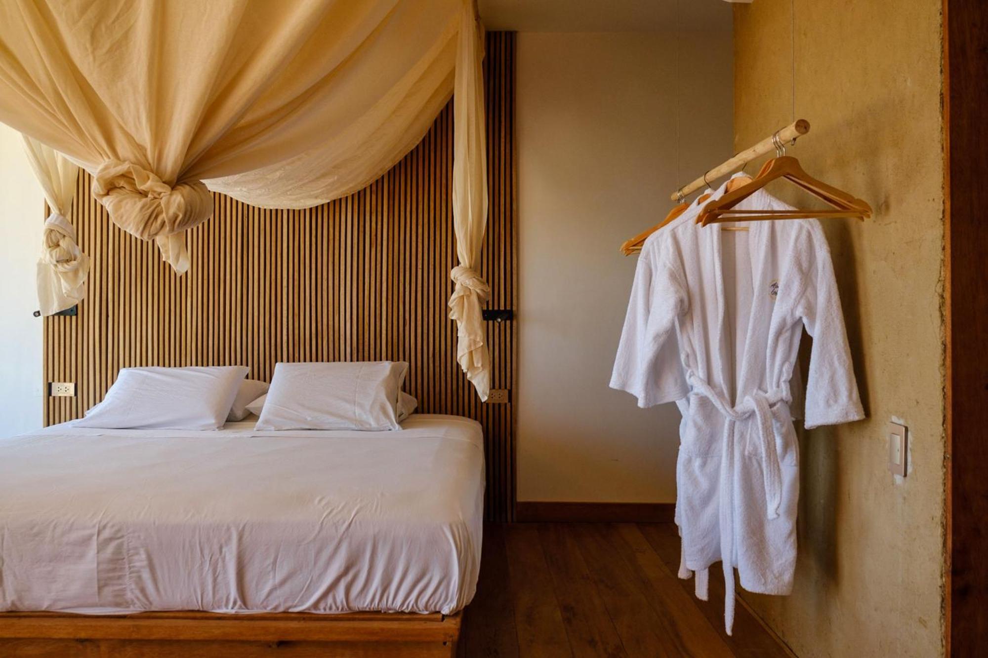 Alma Loft Hotel Vichayito Luaran gambar